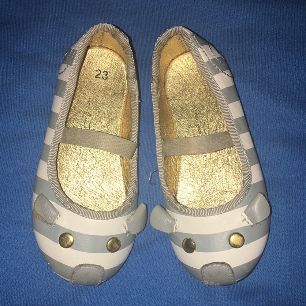 Cute Grey & White Mouse Flats